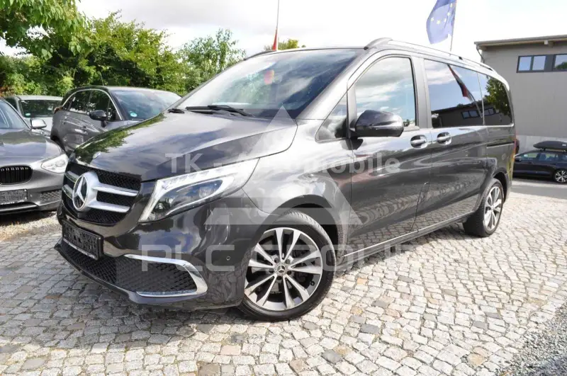 2019 Mercedes Benz 220