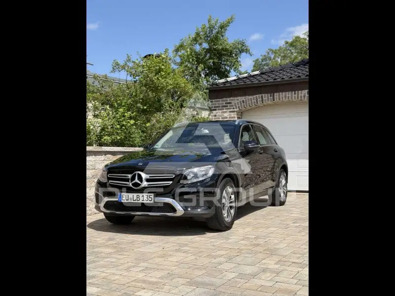 2019 Mercedes Benz 220