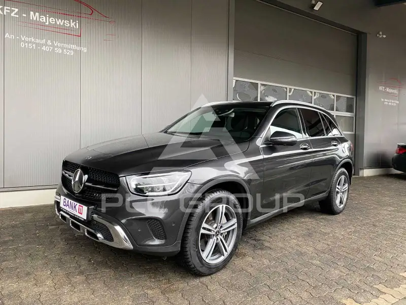 2019 Mercedes Benz GLC 300