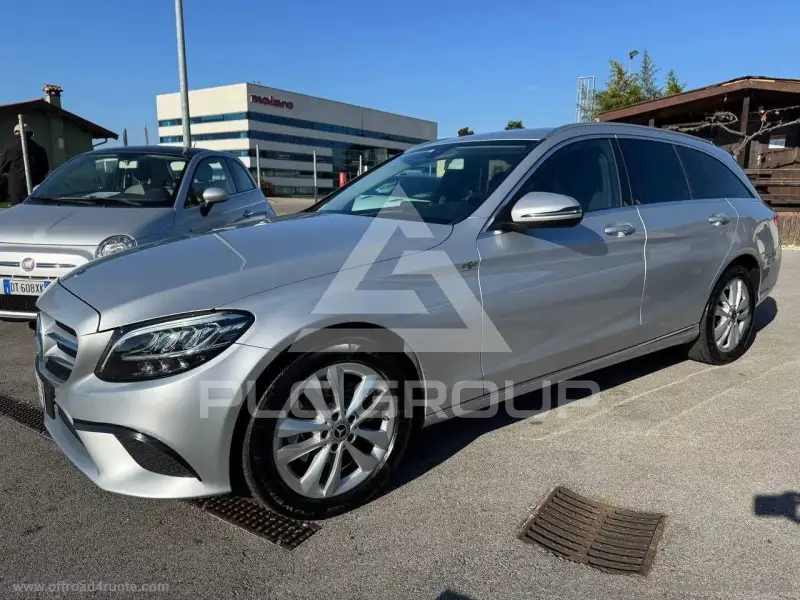 2019 Mercedes Benz C 220