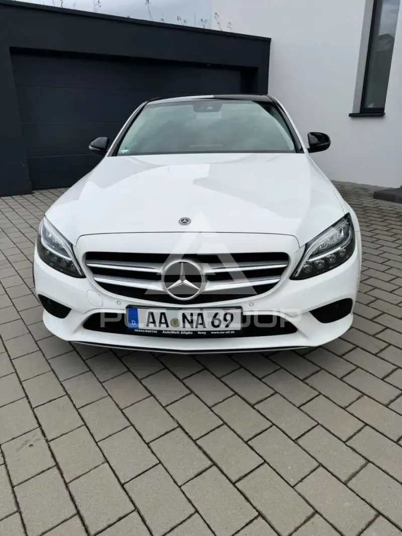 2019 Mercedes Benz C 220
