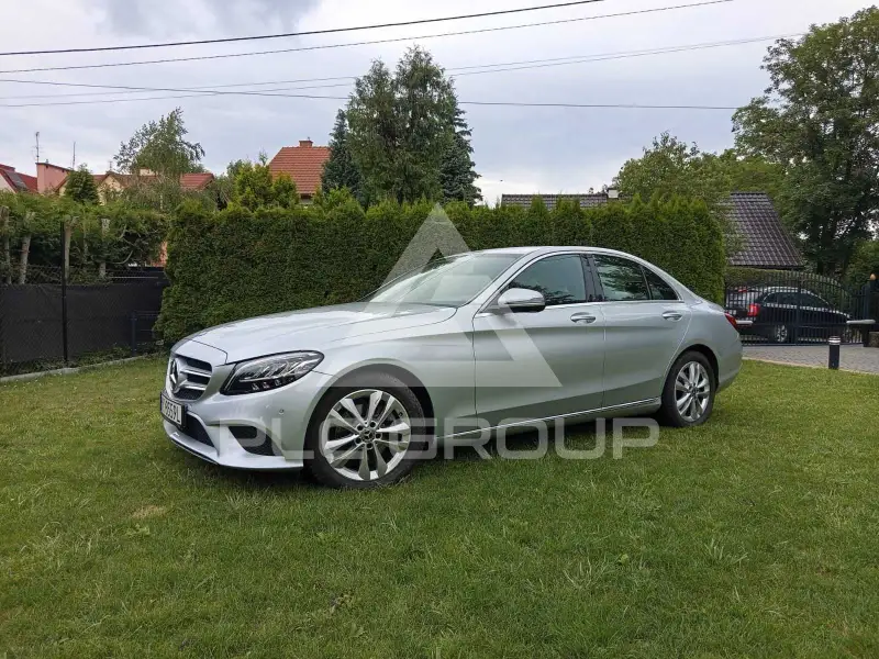 2019 Mercedes Benz C 220