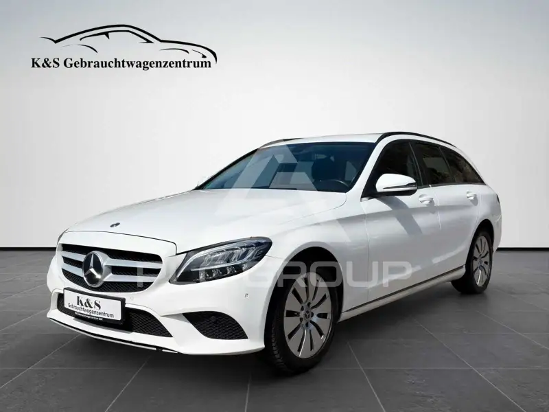 2019 Mercedes Benz C 220