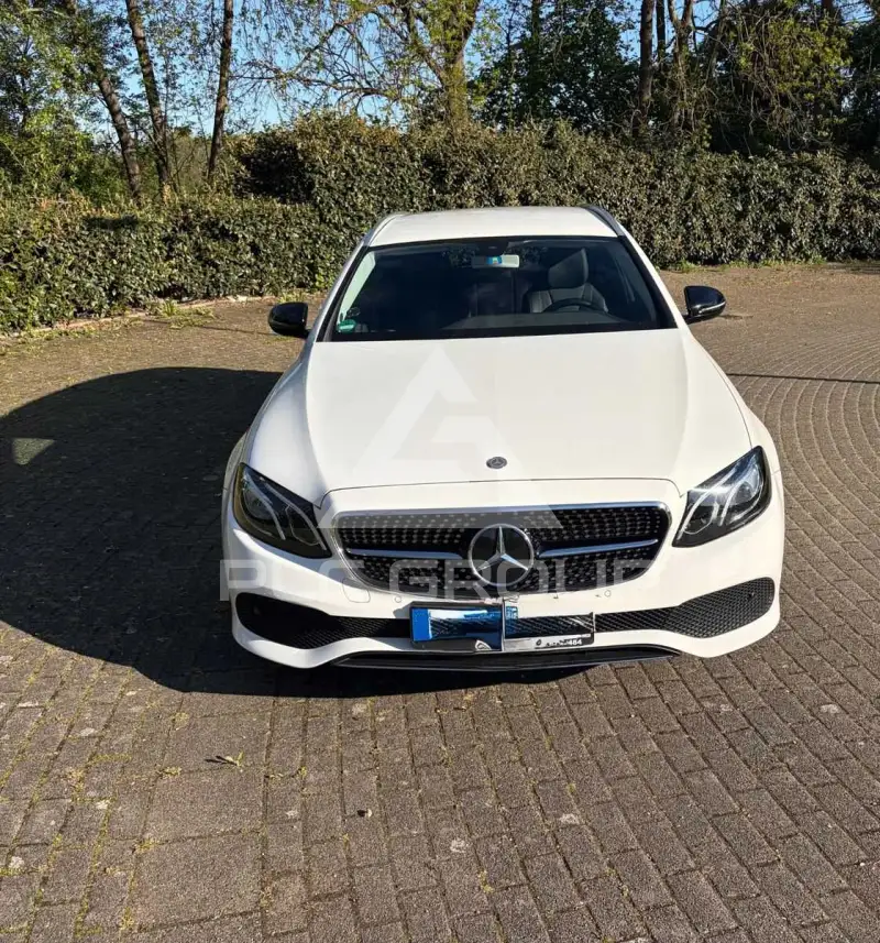 2019 Mercedes Benz E 200