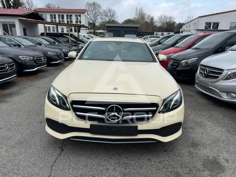 2019 Mercedes Benz E 200