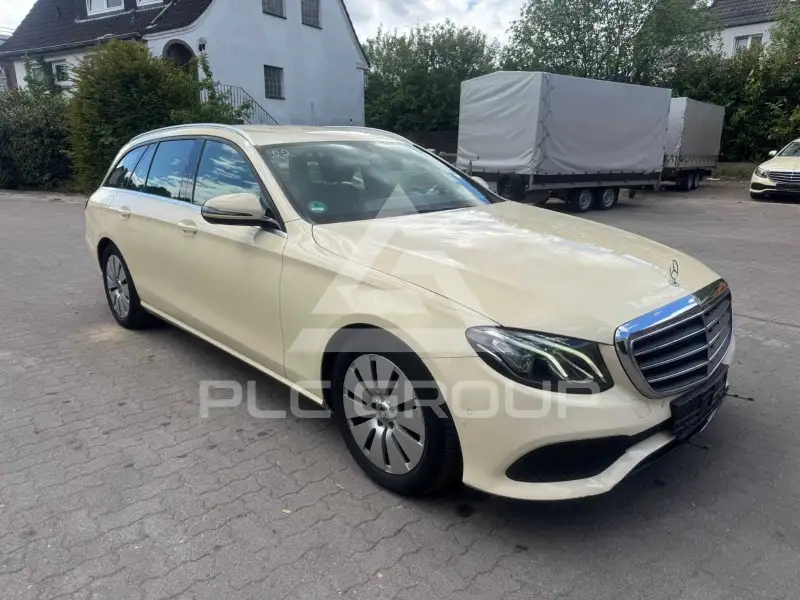 2020 Mercedes Benz E 200