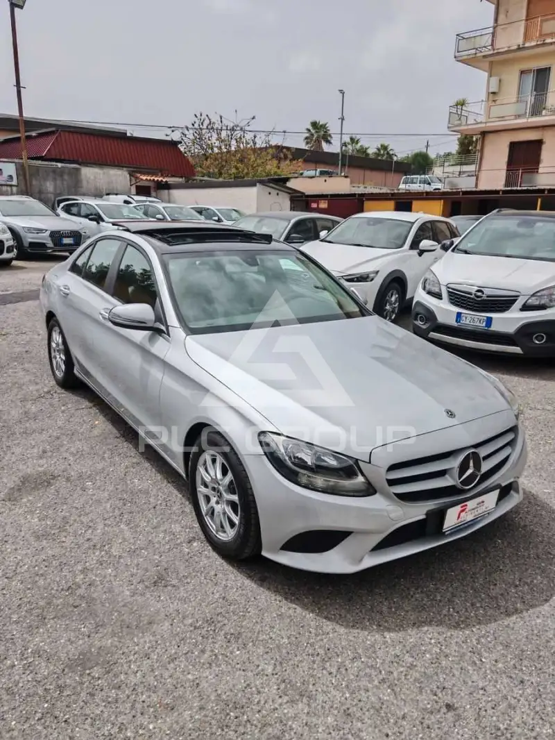 2019 Mercedes Benz C 200