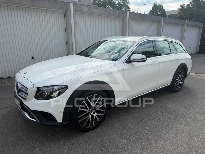 2019 Mercedes Benz E 220