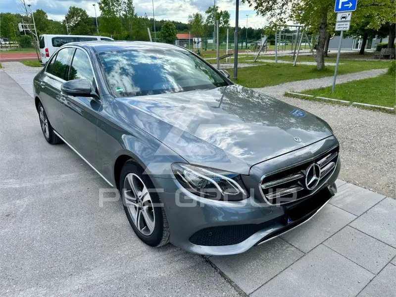 2019 Mercedes Benz E 220