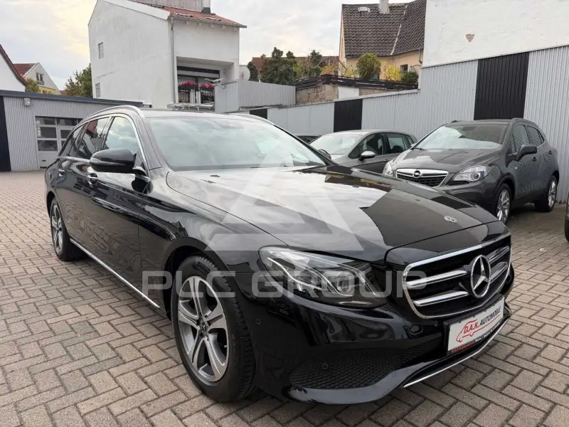 2019 Mercedes Benz E 220