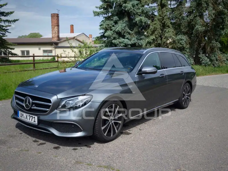 2019 Mercedes Benz E 220