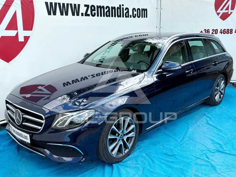 2019 Mercedes Benz E 220
