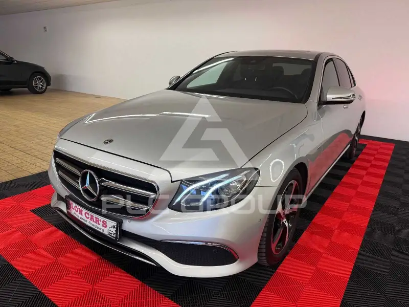 2019 Mercedes Benz E 220