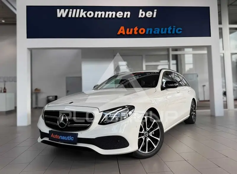2019 Mercedes Benz E 220