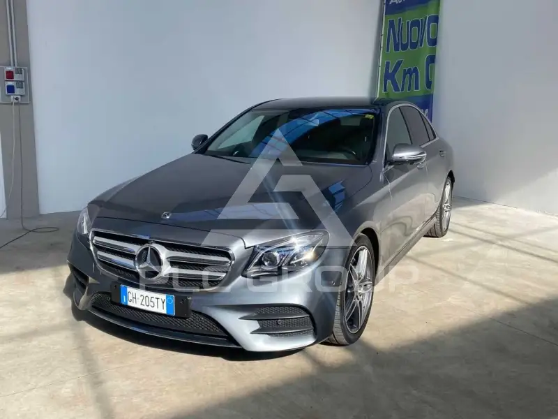 2019 Mercedes Benz E 220