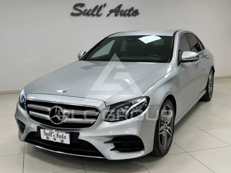 2019 Mercedes Benz E 220
