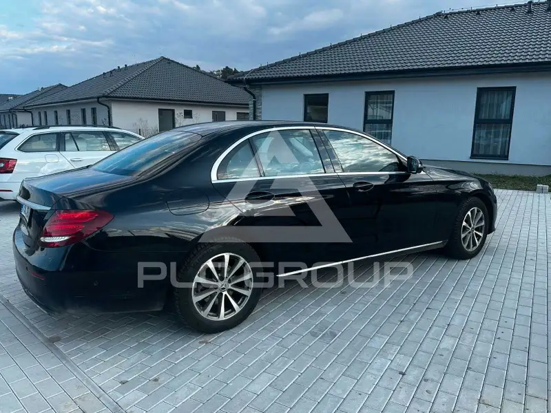 2019 Mercedes Benz E 220