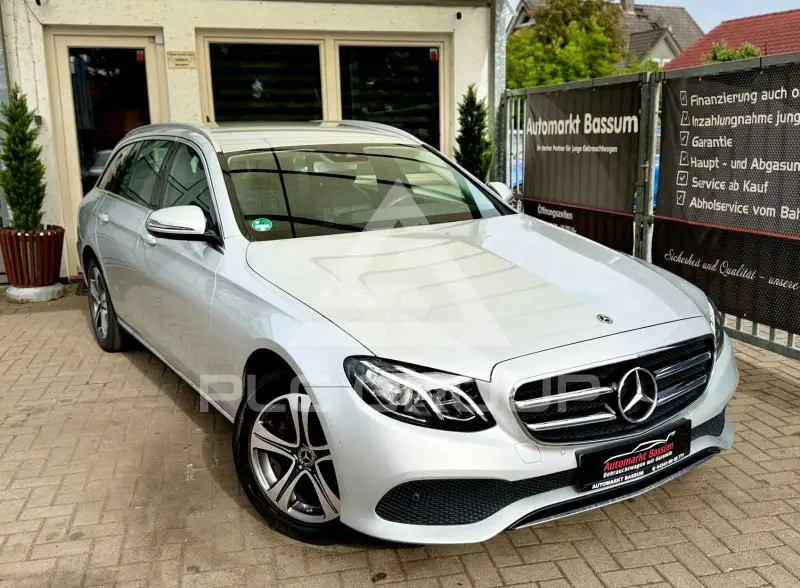 2019 Mercedes Benz E 220