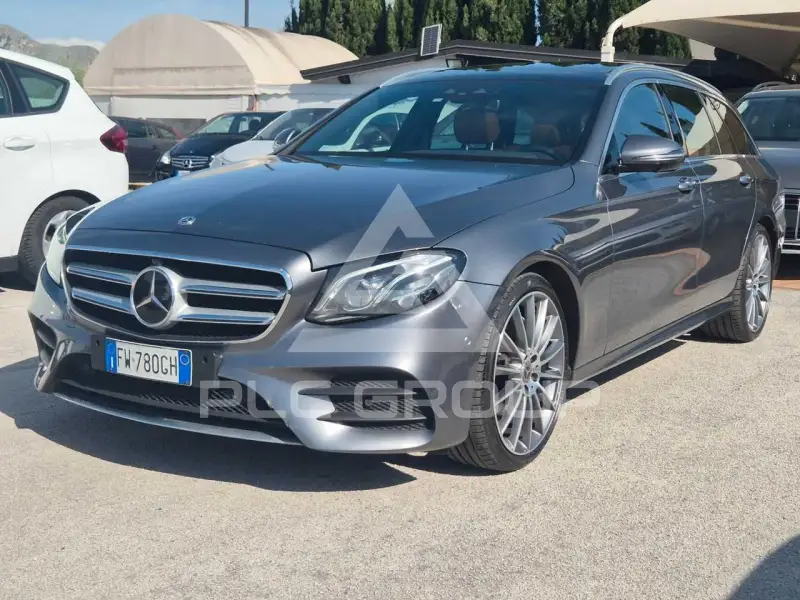 2019 Mercedes Benz E 220