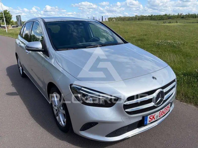 2019 Mercedes Benz B 180