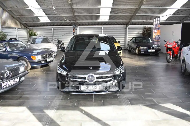 2019 Mercedes Benz B 180