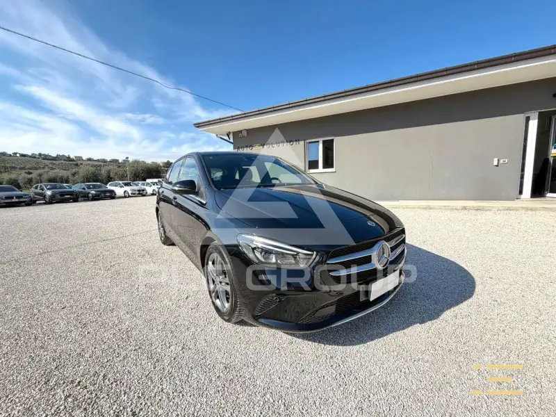 2019 Mercedes Benz B 180