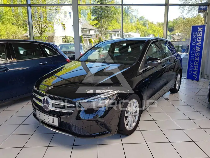 2019 Mercedes Benz B 180