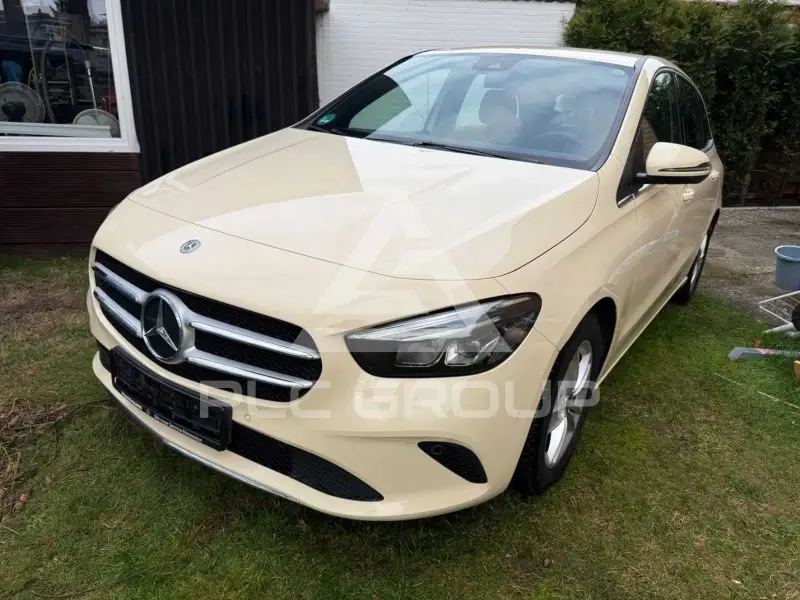 2019 Mercedes Benz B 180