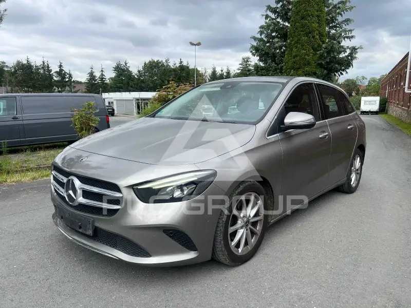 2019 Mercedes Benz B 180