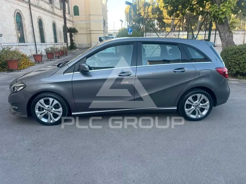 2019 Mercedes Benz B 180