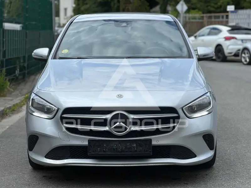 2019 Mercedes Benz B 180