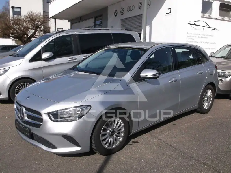 2019 Mercedes Benz B 180