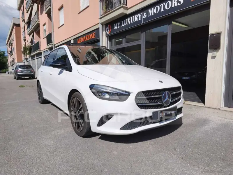 2019 Mercedes Benz B 180
