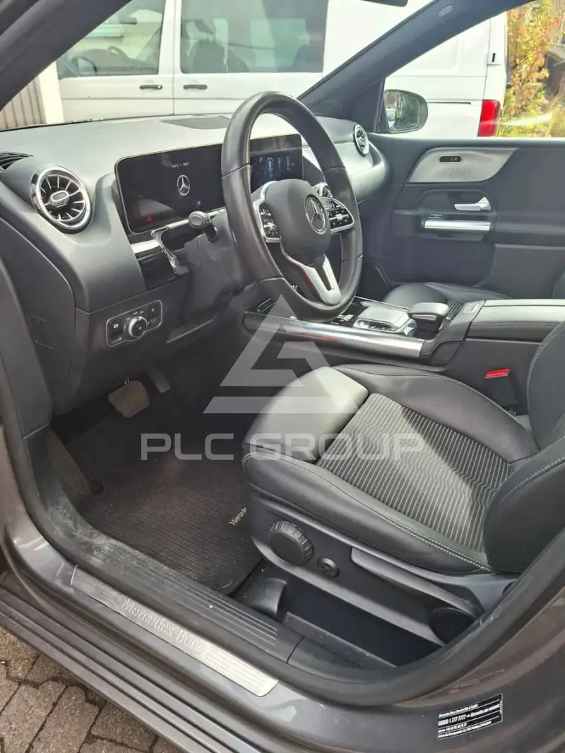 2019 Mercedes Benz B 180