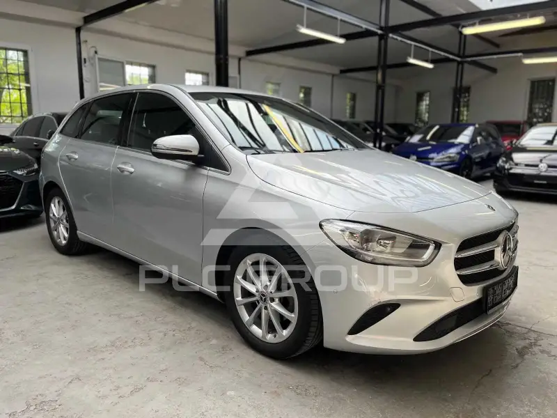 2019 Mercedes Benz B 180