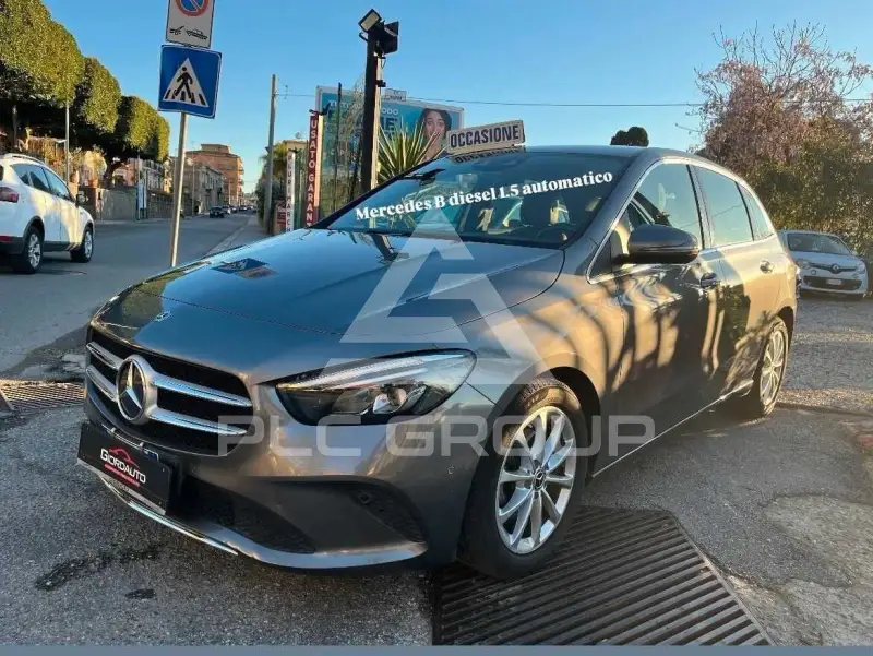 2019 Mercedes Benz B 180
