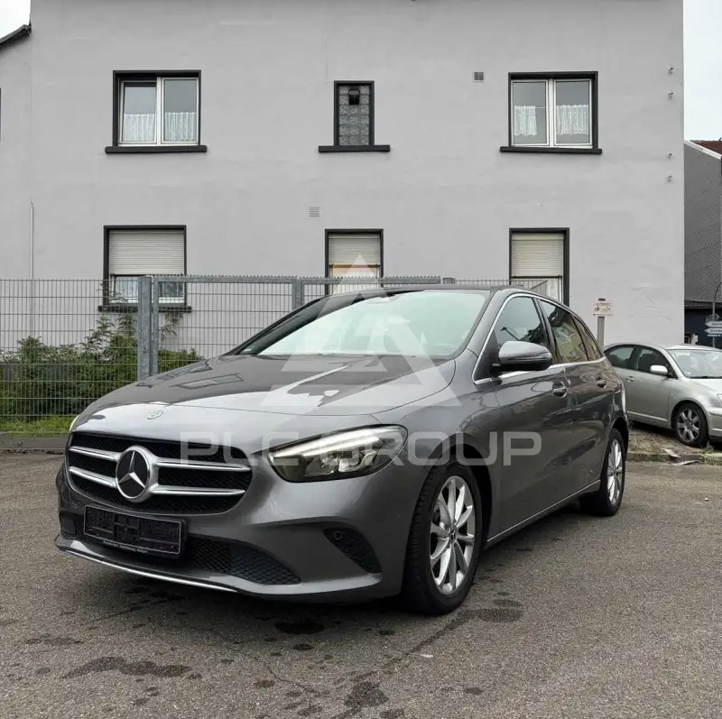 2019 Mercedes Benz B 180
