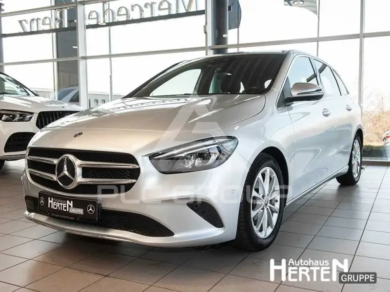 2019 Mercedes Benz B 180