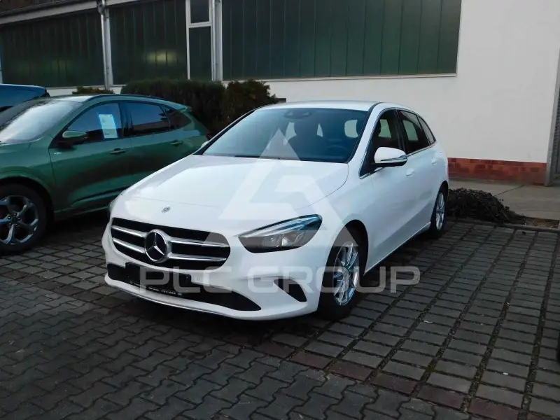 2019 Mercedes Benz B 180