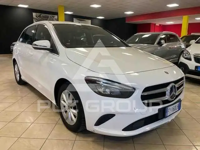 2019 Mercedes Benz B 180