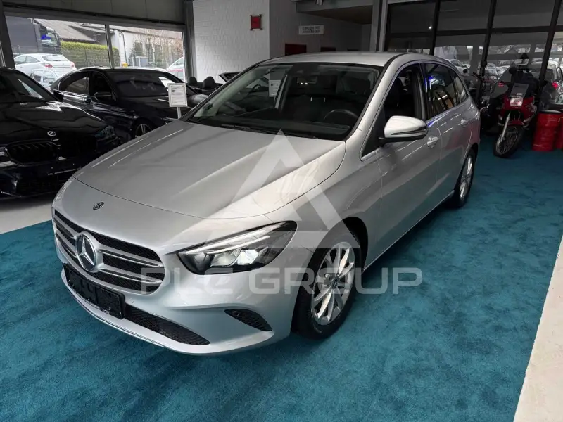 2019 Mercedes Benz B 220