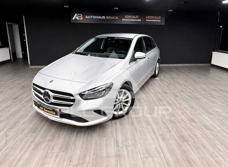 2019 Mercedes Benz B 220