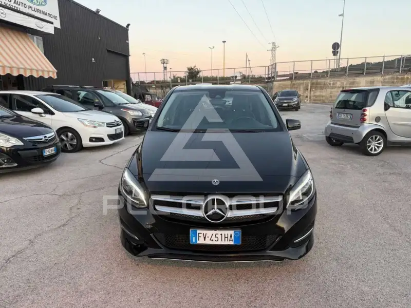 2019 Mercedes Benz B 220