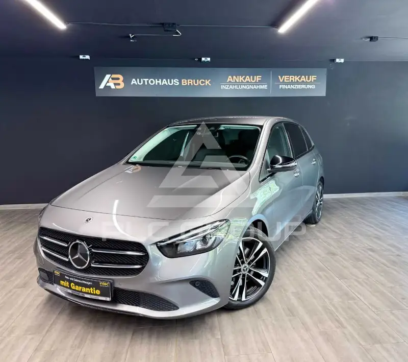 2019 Mercedes Benz B 220