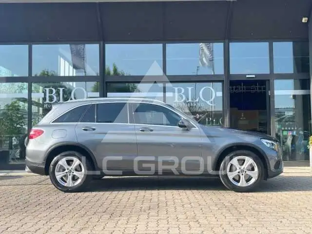2019 Mercedes Benz GLC 220