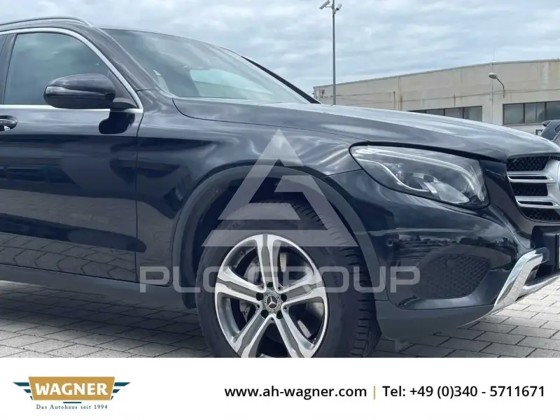 2019 Mercedes Benz GLC 220