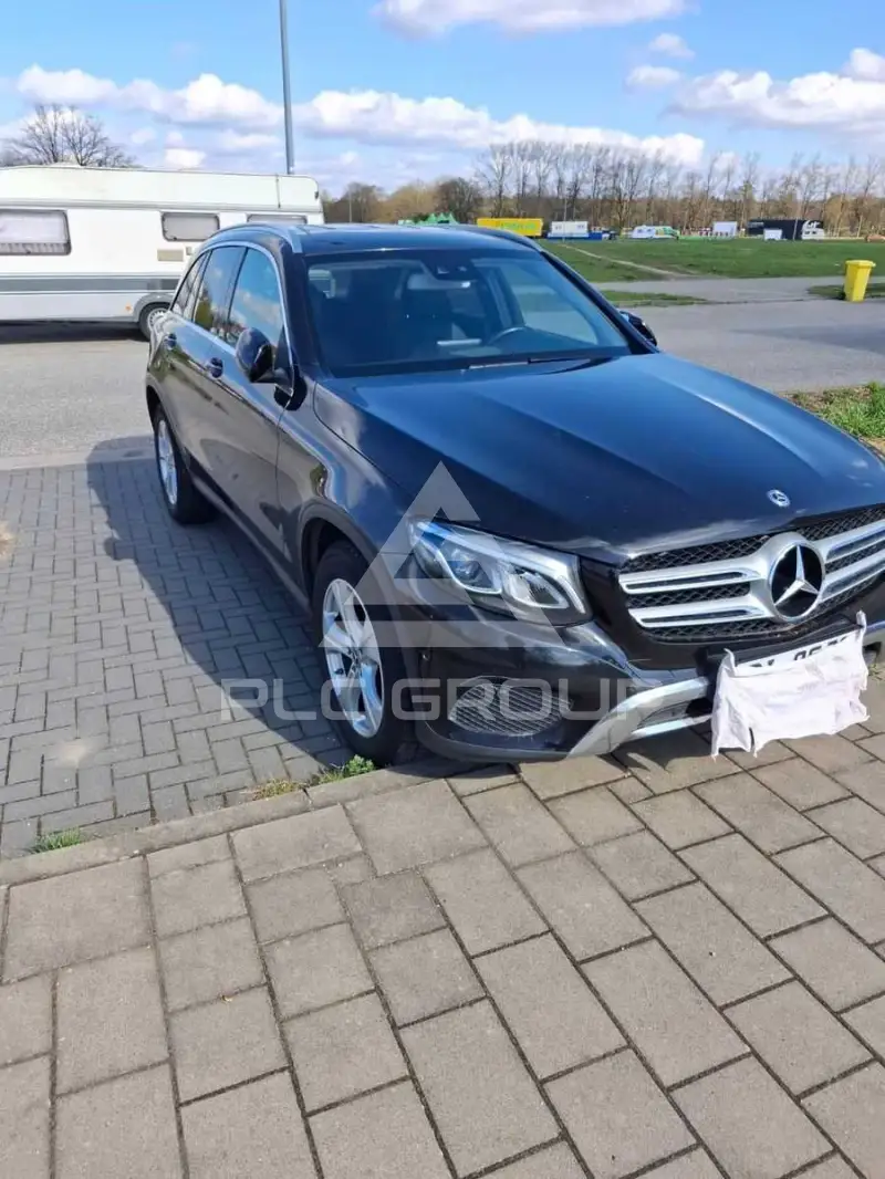 2019 Mercedes Benz GLC 220