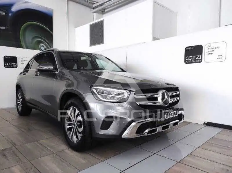 2019 Mercedes Benz GLC 220