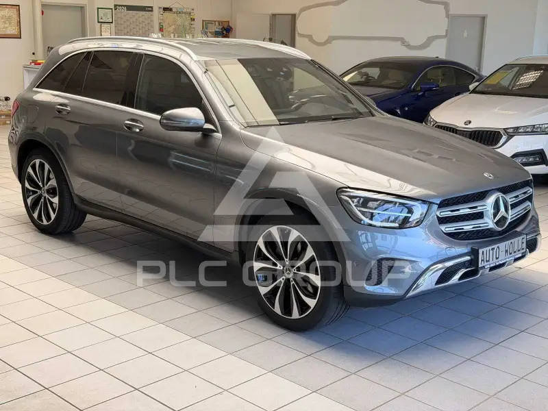 2019 Mercedes Benz GLC 220