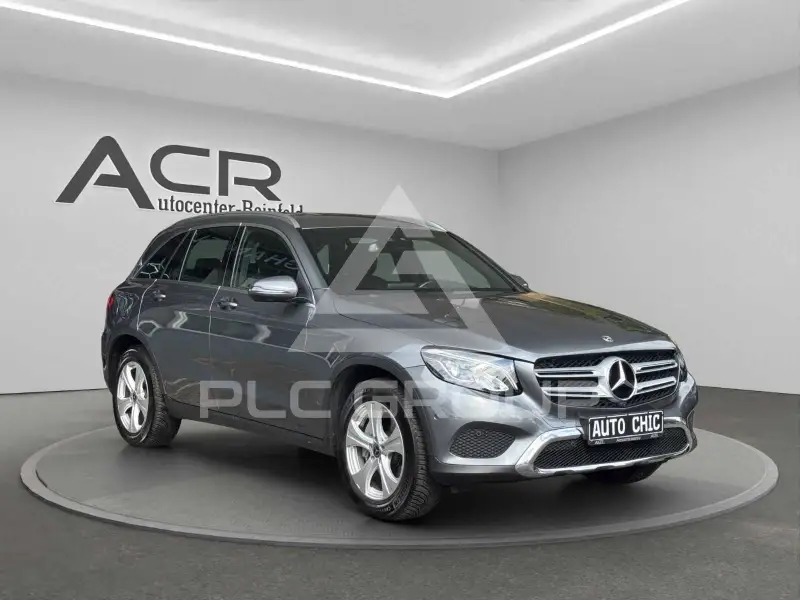 2019 Mercedes Benz GLC 220